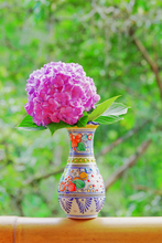 Load image into Gallery viewer, Starry Flower Vase
